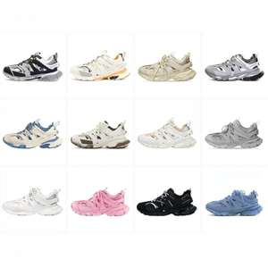 Baskets d'équilibre éclairées par LED de luxe de nouveau concepteur chaussures de marche décontractées pour hommes et femmes - Product Image 6