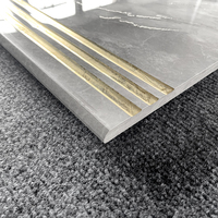Carreaux de sol en céramique et porcelaine brillants pour marches d'escalier, 470x1200