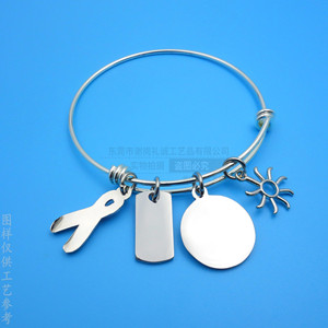 สร้อยข้อมือสแตนเลสปรับได้ ลายซันวอริเออร์สีเงินสดใส พร้อมริบบิ้นสีชมพู  "แข็งแกร่งกว่าพายุ" ของขวัญเครื่องประดับ - Product Image 2