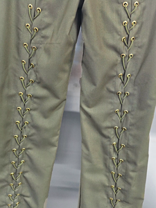 Traje de Mujer con Detalle de Cordones - Conjunto de 2 Piezas con Pantalones Ajustados y Acampanados, Ropa de Mujer, Conjuntos de Mujer, Moda - Product Image 6