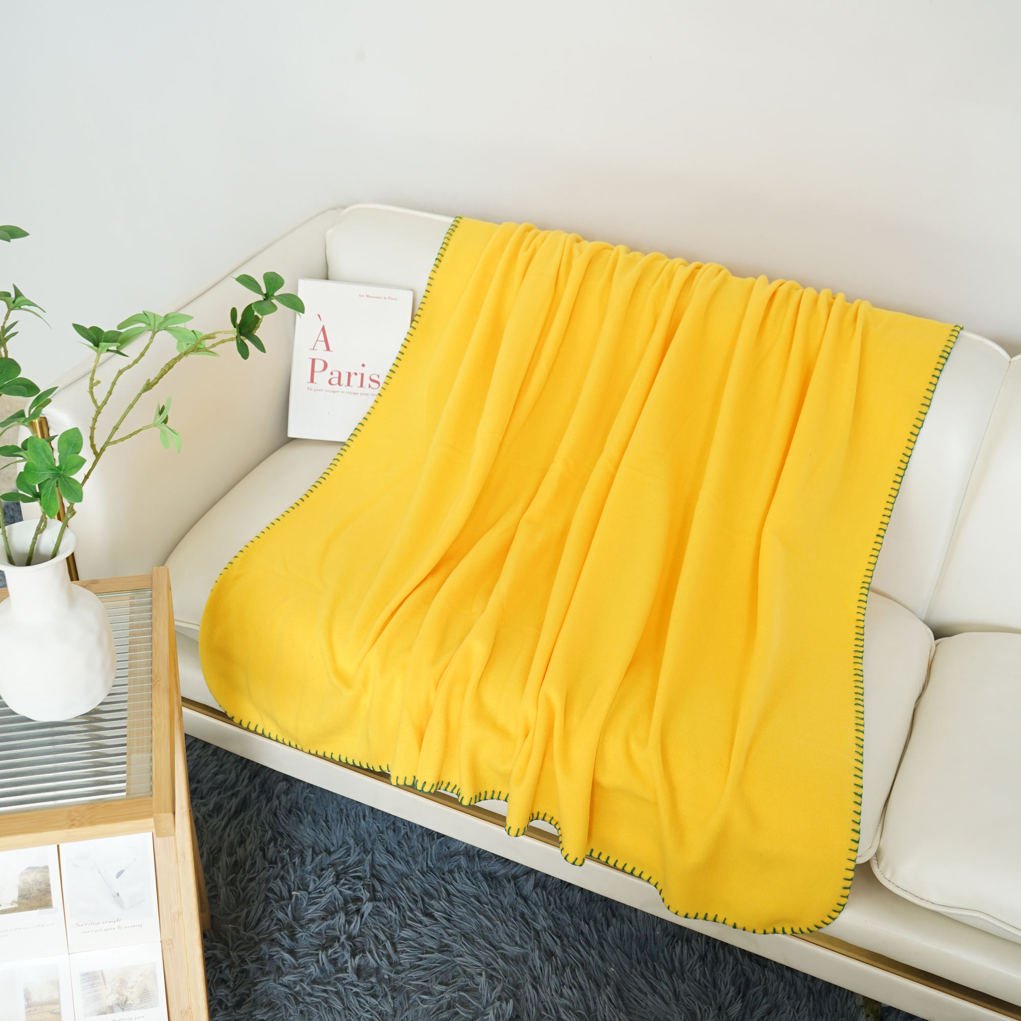 สีเหลือง