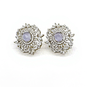 08441 Boucles d'oreilles créoles vintage à motif floral, plaquées Mehandi, avec centre ovale, style statement, et boucles d'oreilles à clous vintage à motif floral pour soirée - Product Image 1
