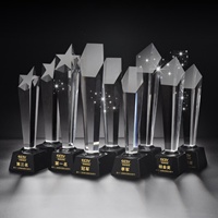 Groothandel op maat gemaakte luxe lasergegraveerde K9 kristallen award glazen trofee LOGO nieuw vijfpuntig ster volkskunst ontwerp