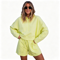 Ensemble de survêtement personnalisé pour femme, coupe ajustée, printemps-automne, avec cordon de serrage, respirant, comprenant un sweat à capuche décontracté et un short de sport, idéal pour le fitness et le sport.