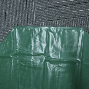 Sac d'arrosage à libération lente PE de 25 gallons pour l'arrosage des arbres et des plantes - Product Image 2