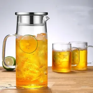 Wholesale OEM/ODM Glass Water Pitcher With Strainer Lid Beverage Glass Carafe For Juice Lemon Water Iced Tea Glass Jug