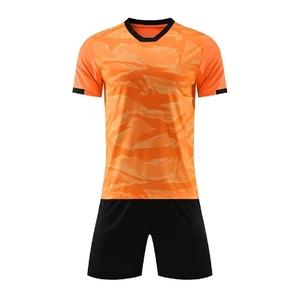 Set di tuta da <span class=keywords><strong>calcio</strong></span> personalizzabile per allenamento da <span class=keywords><strong>calcio</strong></span> in poliestere traspirante per bambini - Product Image 5