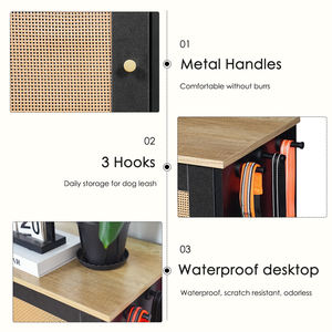 Station d'alimentation en bois de rotin avec 1 armoires de rangement, station d'alimentation pour animaux de compagnie avec 2 bols surélevés pour chiens, crochets latéraux, kit anti-basculement - Product Image 4