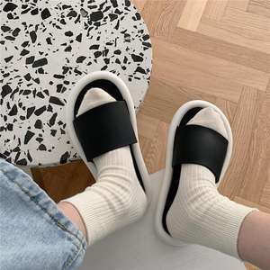 XIXITIAO Vente en gros de chaussures <span class=keywords><strong>pas</strong></span> chères pour hommes et femmes, pantoufles et sandales, pantoufles souples pour femmes - Product Image 2