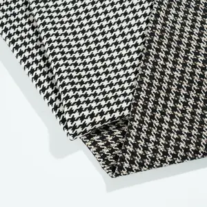 Sortie d'usine 30 laine 70 fibres de polyester Grille Tissu tissé simple face pour vêtements Costumes