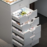 Bureau de maquillage blanc moderne avec 3 modes d'éclairage LED Chargement USB Coiffeuse et 13 rangements Chambre Miroir en verre Caractéristique