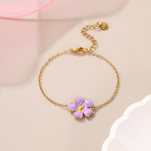 Ensemble <span class=keywords><strong>de</strong></span> bijoux pour bébé fille en acier inoxydable avec fleur, nœud papillon, collier, boucles d'oreilles, bague et bracelet – Idéal pour un cadeau - Product Image 6
