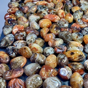 بيع بالجملة طبيعي Sardonyx كوارتز صخور كريستال حرير عقيق النخيل الشفاء للديكور - Product Image 5