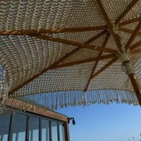 Parasol de jardin en macramé de luxe personnalisé, parasol de plage en bois à franges blanches avec glands pour hôtels et cours