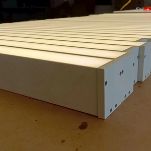 Lámpara Colgante LED Lineal de Emergencia, Impermeable IP65, con Atenuación Dali - Product Image 3