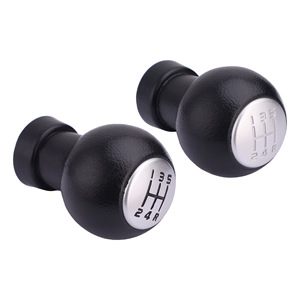 Pommeau de levier de vitesse manuel 5 vitesses en cuir noir avec lettrage argenté pour Suzuki Swift - Product Image 2