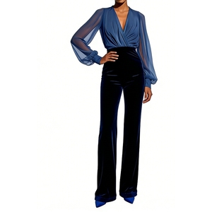 Combinaison pour femme en velours et mousseline - Combinaison formelle à manches longues et col en V profond, coupe évasée, tendance - Product Image 1