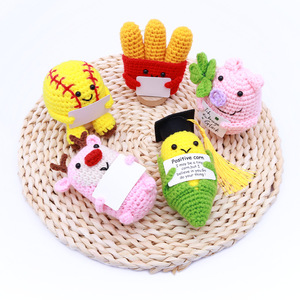 Gorro de Béisbol de Lana Tejido a Mano con Diseño de Reno Navideño, Energía Positiva, Muñeco de Ganchillo con Diseño de Maíz y Papas Fritas, Producto Terminado - Product Image 3