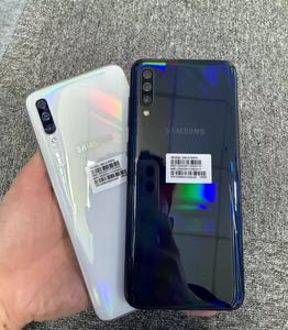 Mejor Precio Venta al por mayor Original Barato <span class=keywords><strong>A70</strong></span> 5G Desbloqueado Smartphone para Sam Teléfonos Móviles - Product Image 1