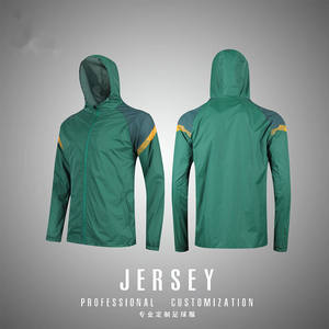 Heren Hardshell Jack Aangepaste Voetbal Merk Logo-Hoogwaardige Fabrikant Directe Verkoop Tegen Lage Prijzen Voetbal - Product Image 5