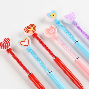 <span class=keywords><strong>Stylo</strong></span> promotionnel O&Q Série Saint-Valentin Sport Cœur Kawaii 0,7 mm Encre noire et bleue Logo personnalisé Plastique Source directe usine - Product Image 1
