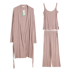 Conjunto de <span class=keywords><strong>Pijama</strong></span> de <span class=keywords><strong>3</strong></span> <span class=keywords><strong>Piezas</strong></span> para <span class=keywords><strong>Mujer</strong></span> OEM, Modal, Bambú, Color Sólido, Cintura Elástica, Transpirable, Suave, <span class=keywords><strong>Invierno</strong></span>, Alta Calidad - Product Image 1