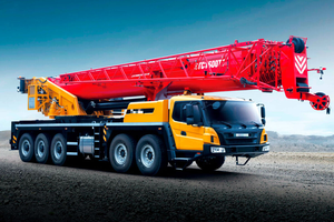 Grue tout-terrain STC1600T7, capacité de montée de 45 %, vitesse de déplacement de 85 km/h, réservoir de carburant de 450 L - Product Image 6