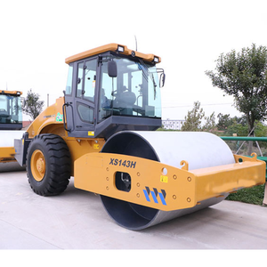 Rodillo de carretera vibratorio XS143H de tambor único de 14 toneladas a buen precio, gran oferta para obras de construcción y compactación de asfalto - Product Image 2