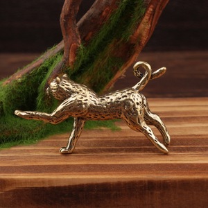 Brass Cat Animal Figurines Tabletop Decor Home <b>Ornament</b> Chinese Retro Style <b>Small</b> Copper Sculpture - Product Image 4