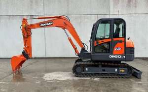 Excavatrice Offre Spéciale DH60-7 mini excavatrice avec la livraison rapide de tache de lame de bouteur - Product Image 3