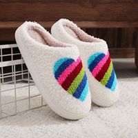 Groothandel Valentines Dames Winter Warme Schoenen Indoor Huis Slippers Custom Fuzzy Fuzzy Traagschuim Slippers