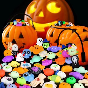 Juguetes Antiestrés de Halloween para Apretar y Descomprimir, Juguetes Mochi TPR, Fantasma, Murciélago, Calabaza, Esqueleto, Juguetes Blandos TPR de Halloween - Product Image 5