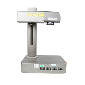 Máquina de marcado láser de fibra portátil compacta, anillo de pájaro, Metal, Placa dorada, máx. 20W - Product Image 6