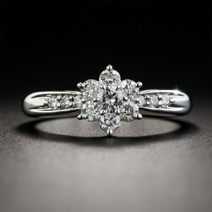 Flower Shape Zircon Inlaid Women Ring Romantic Proposal Daily Banquet Hand Jewelry - Product Image 1