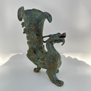 ถ้วยโลหะโบราณลายมังกรบีสต์บรอนซ์ดีไซน์ไม่เหมือนใครชุบขัดเงาเคลือบผิวย้อนกลับไปยังราชวงศ์โจวตะวันตก - Product Image 4