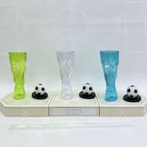 สินค้าใหม่เข้าแล้ว ขวดน้ำพลาสติกรูปถ้วยรางวัล รูปทรงฟุตบอล แก้วเบียร์ PET สำหรับการแข่งขันฟุตบอลโลก 2026 - Product Image 2