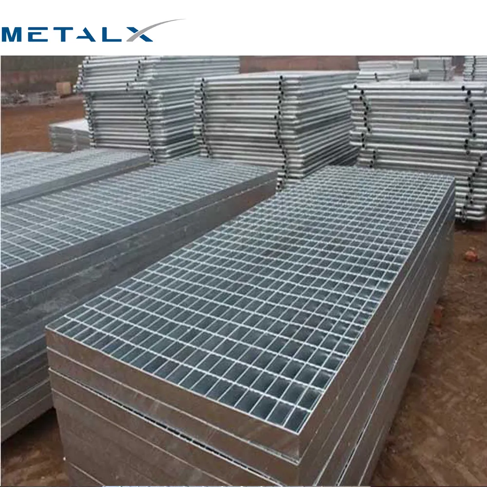 Anping 30*100 i bar standard hot galvanized decorative roof walkway steel grating