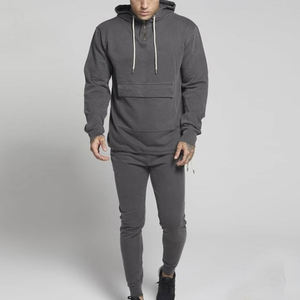 Survêtement de sport personnalisé au meilleur prix pour hommes, vêtements de sport pour jogging, survêtement de course et d'entraînement pour hommes - Product Image 1