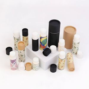 Emballage cosmétique vide en carton imprimé avec logo personnalisé, tube en papier kraft, conteneur pour rouge à lèvres, baume à lèvres - Product Image 1