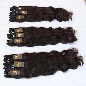 Tissage en lot de cheveux vierges bouclés, vierges, non traités, à cuticules alignées, paquets de cheveux indiens bruts, Temple, vente en gros - Product Image 1