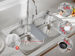 Tapis de séparation d'évier en silicone gris avec trous de drainage, séchage rapide, protection de cuisine - Product Image 3