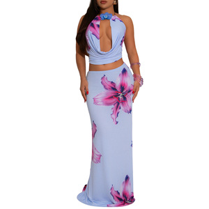 Ensemble 2 pièces décontracté imprimé pour femme : Haut sexy à épaules dénudées et dos nu avec jupe ajustée - Tendance - Product Image 2