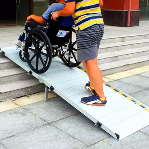 <span class=keywords><strong>Rampe</strong></span> de fauteuil roulant pliante en aluminium léger et portable pour <span class=keywords><strong>rampe</strong></span> pour handicapés dans les escaliers - Product Image 4