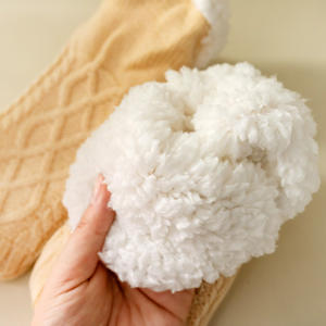 YuBon automne hiver sol en peluche chaussettes maison chaud femmes hommes chaussettes épaisses neige sommeil tapis pantoufles antidérapant Yoga chaussettes <span class=keywords><strong>de</strong></span> haute qualité - Product Image 2