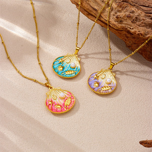 Cartoon Gradient <b>Seashell</b> Pendant Stainless Steel <b>Necklace</b> With Pearl Inlay For Gift - Product Image 1