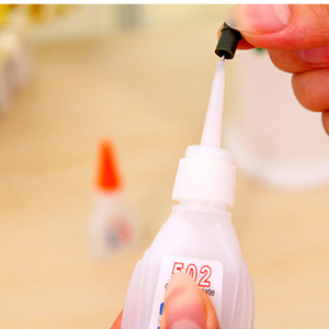 Colle super forte Shenyu 502 8g, adhésif cyanoacrylate, collage instantané et puissant pour la réparation de chaussures et de fournitures de bureau - Product Image 5