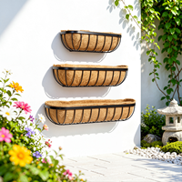 Panier mural ovale long en fer renforcé de style rustique vintage avec doublure en coco pour jardins, maisons, patios, balcons, restaurants, cafés, hôtels, fleuristes