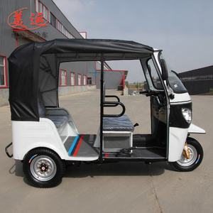 Motociclo a Tre Ruote Semi-Chiuso da 200cc Raffreddato ad Acqua, Capacità di Trasporto 4 Passeggeri - Product Image 2