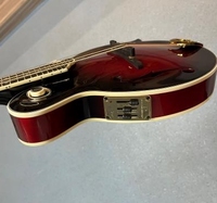 Vente chaude Mandoline Épicéa + Érable Solide Top avec EQ Vente en gros Diverses couleurs Disponibles KMF630E