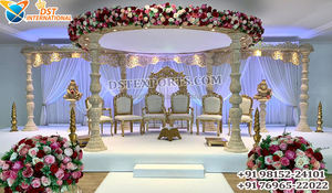 Mandap de Madera de Lujo para Bodas Gujarati, Estilo Moderno, con Diseño Floral, Autoportante, Personalizable en Tamaño y Color, EE. UU. - Product Image 3